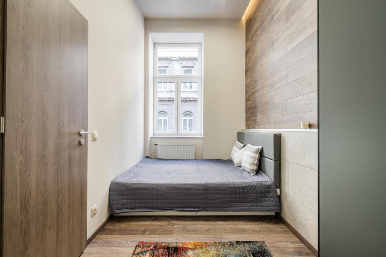 Chic Comfort Suite For 6 By Oktogon Budapest Kültér fotó